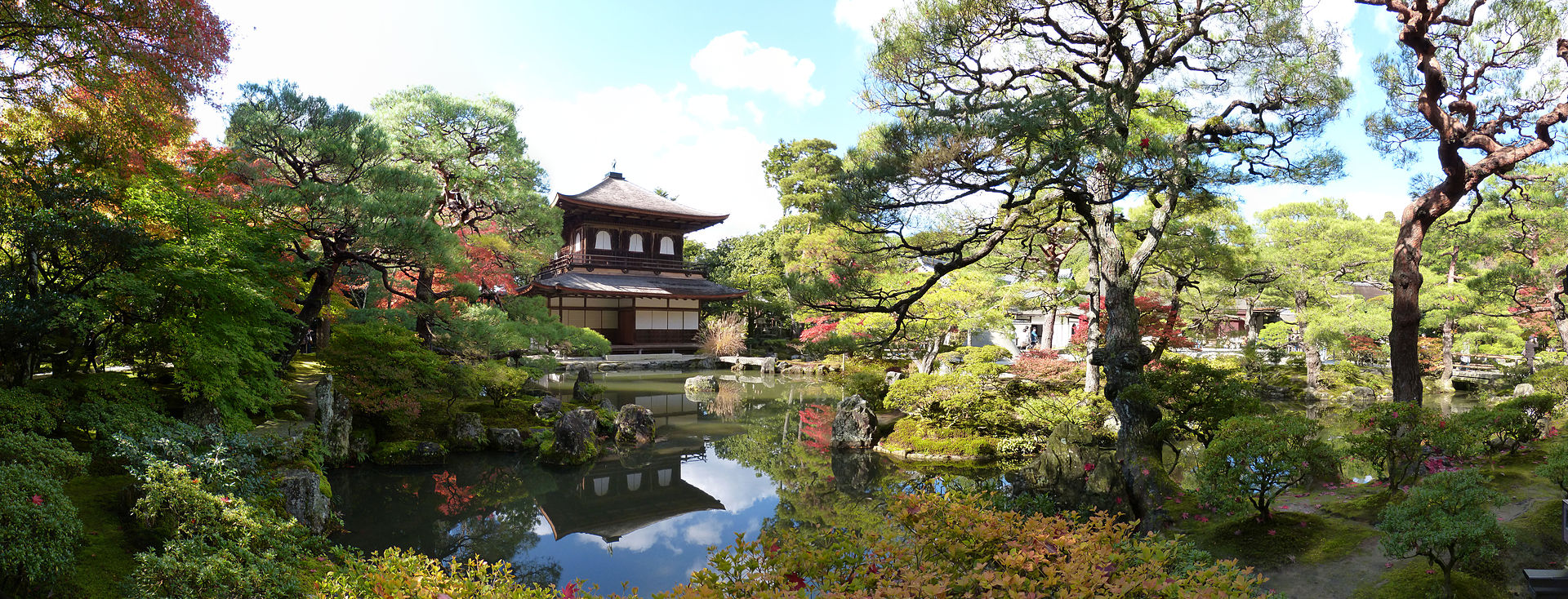 Akita-inu-Du-Temple-de-Ginkaku-ji-Banniere